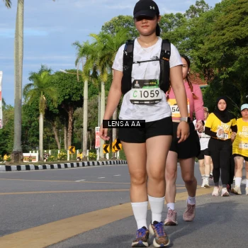 Runner Photo 1987330
