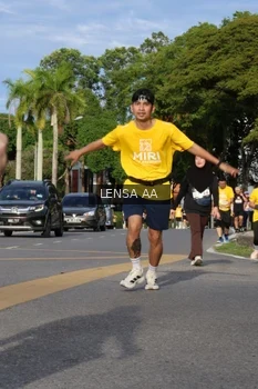 Runner Photo 1987564