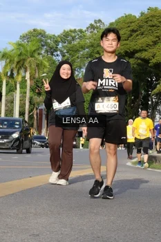 Runner Photo 1987613