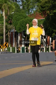 Runner Photo 1987625