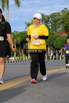 Runner Photo 1987702