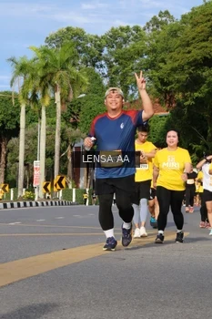 Runner Photo 1987721