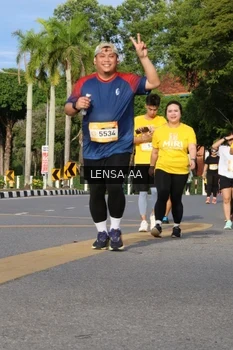 Runner Photo 1987731
