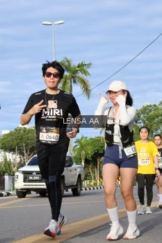 Runner Photo 1987870