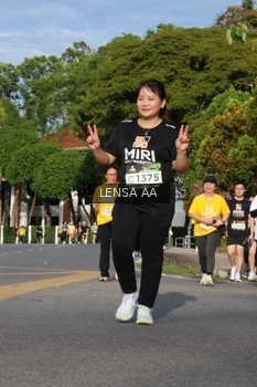 Runner Photo 1988068