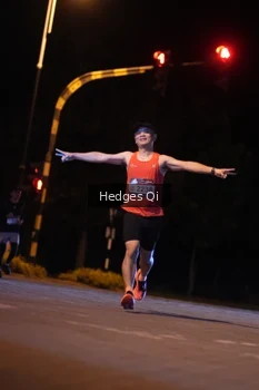 Runner Photo 1988433