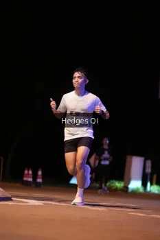 Runner Photo 1988504