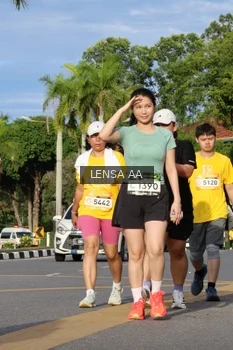 Runner Photo 1988571