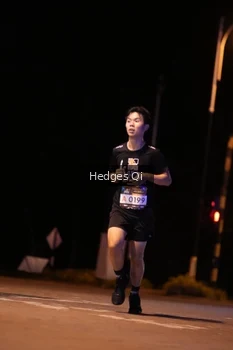 Runner Photo 1988645