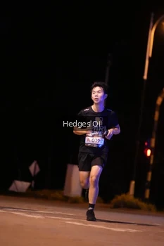 Runner Photo 1988646
