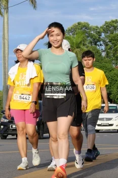 Runner Photo 1988691