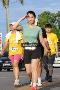 Runner Photo 1988702