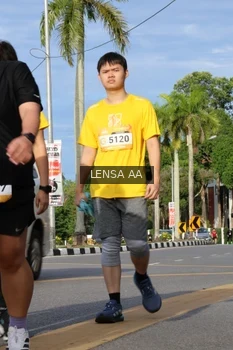 Runner Photo 1988735