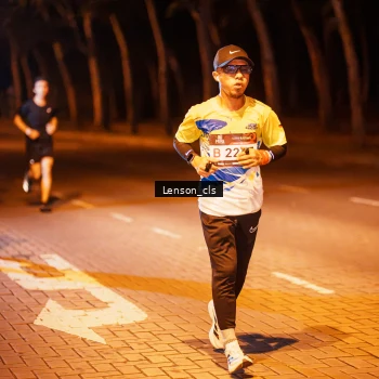 Runner Photo 1988804