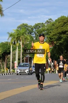 Runner Photo 1988806