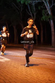 Runner Photo 1988870