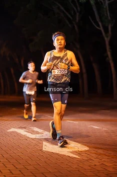 Runner Photo 1988896