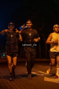 Runner Photo 1989855