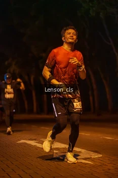 Runner Photo 1989860
