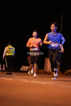 Runner Photo 1989927