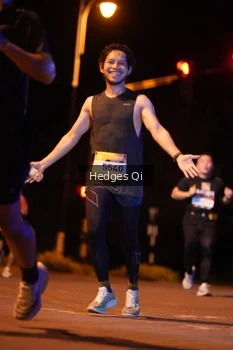 Runner Photo 1989939