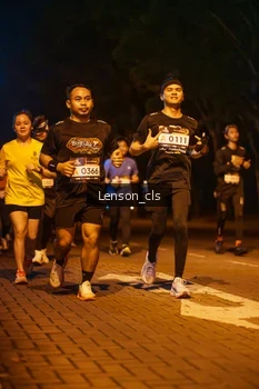 Runner Photo 1989962
