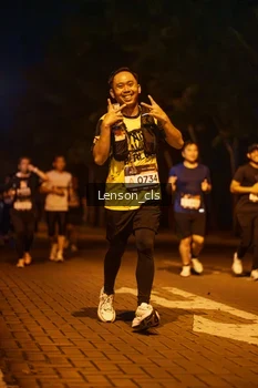 Runner Photo 1989971
