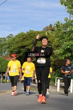 Runner Photo 1989980