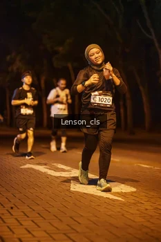 Runner Photo 1990079
