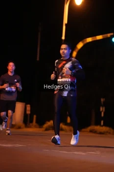 Runner Photo 1990113