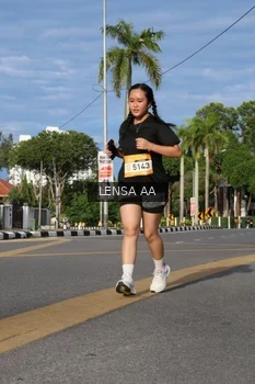 Runner Photo 1990265