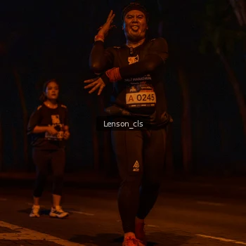 Runner Photo 1990336