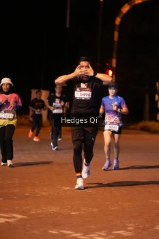 Runner Photo 1990472