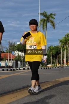 Runner Photo 1990473