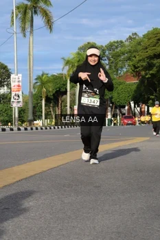 Runner Photo 1990487