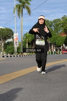 Runner Photo 1990534