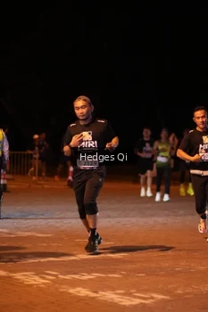 Runner Photo 1990557