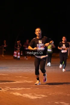 Runner Photo 1990564