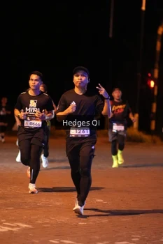 Runner Photo 1990577