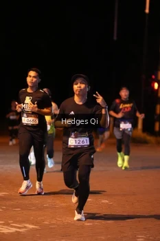 Runner Photo 1990583