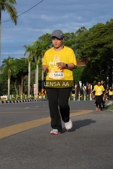 Runner Photo 1990611