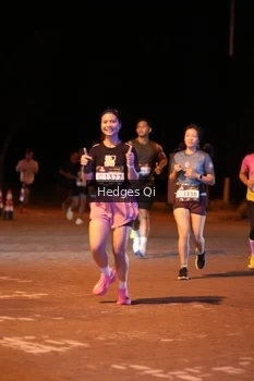 Runner Photo 1990642