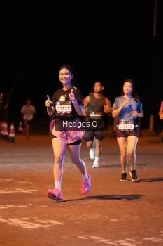 Runner Photo 1990643