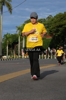 Runner Photo 1990645