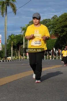 Runner Photo 1990649