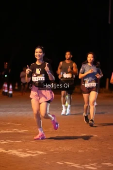 Runner Photo 1990654