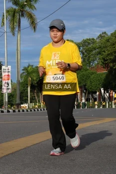 Runner Photo 1990681