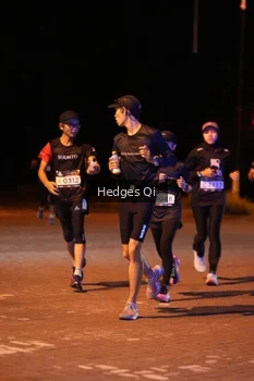 Runner Photo 1990688