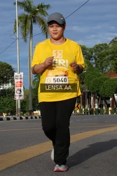 Runner Photo 1990696