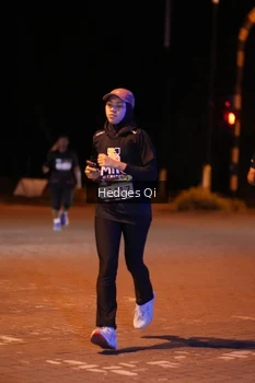 Runner Photo 1990704